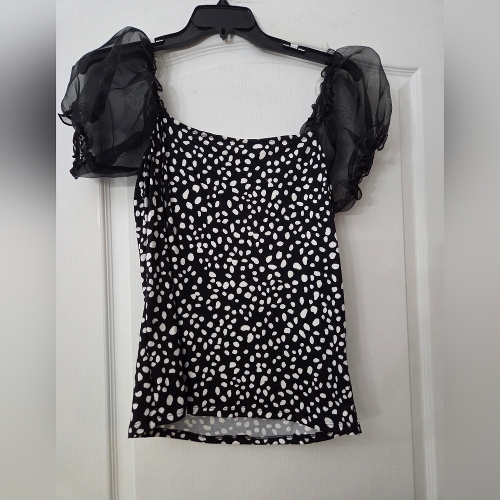 NWOT Blue Leopard Plus Size Black Dot Print Organza Puff Short Sleeve Top 1X - Picture 3 of 5